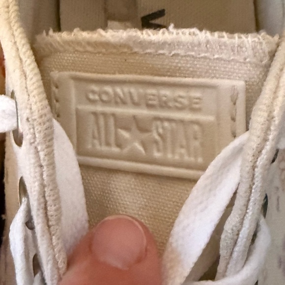 Chuck Taylor All Star Embroidered Floral WOMEN'S Sz 7 LOW-TOP SHOE VGUC - Picture 13 of 13